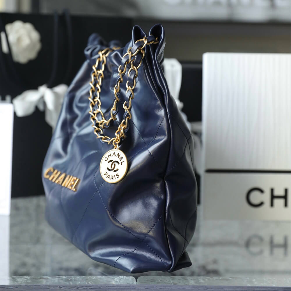 CHANEL 22 SMALL HANDBAG(high-end grade)