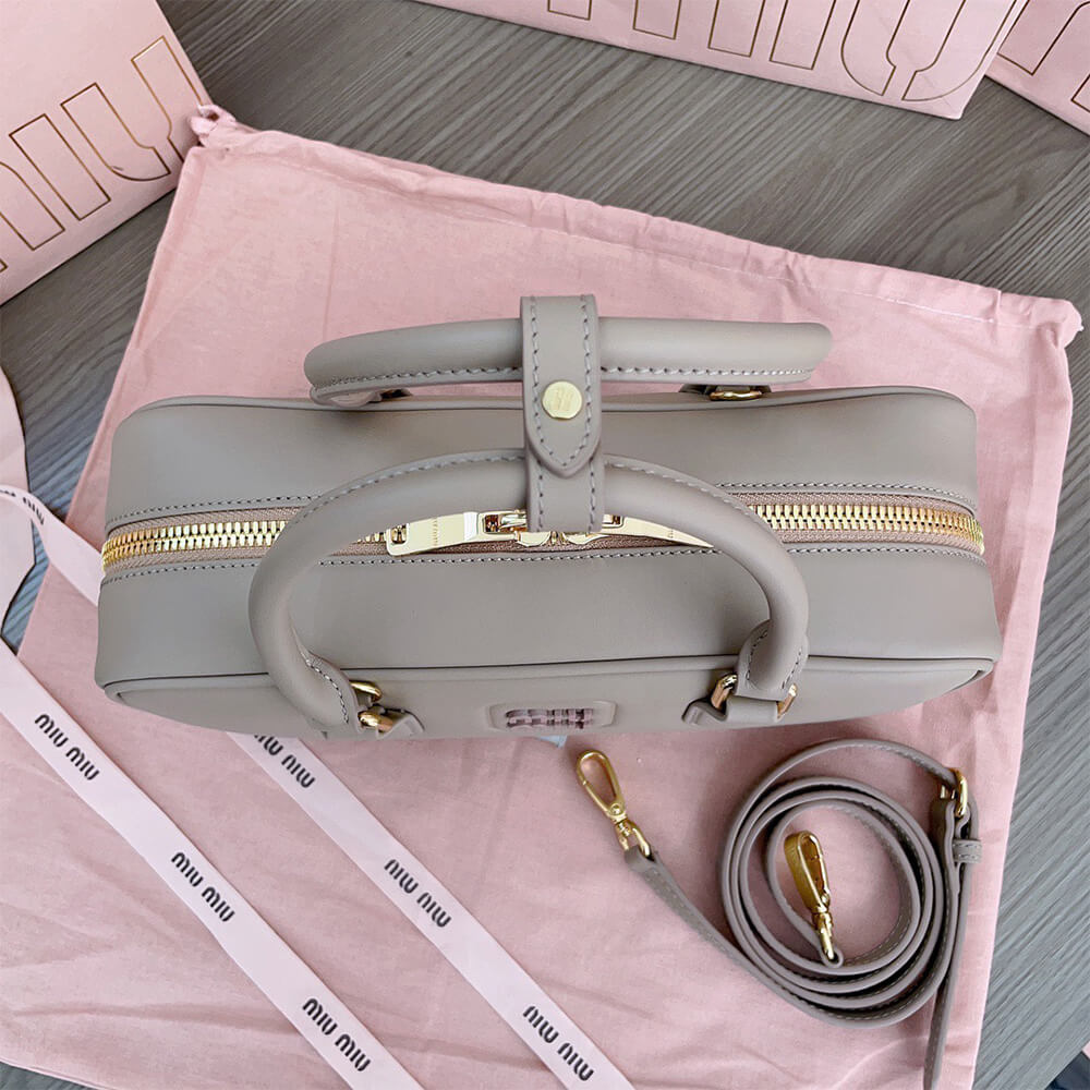 MIUMIU Large Arcadie Leather Bag(HIGH-END GRADE)