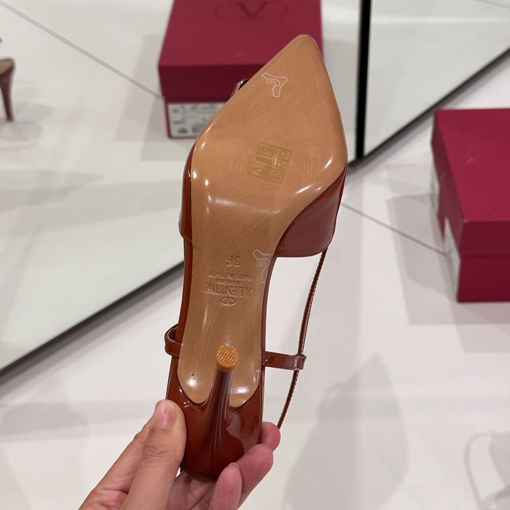 VALENTINO VLOGO SIGNATURE patent leather lace-up high heels (heel height 8 cm)