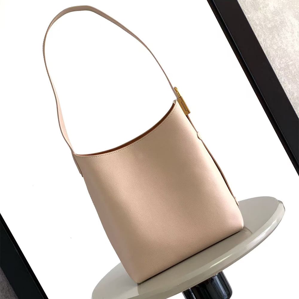 LV Low Key Hobo PM(HIGH-END GRADE)