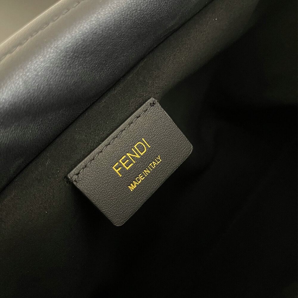 Fendi Mamma Baguette Medium(high-end grade)