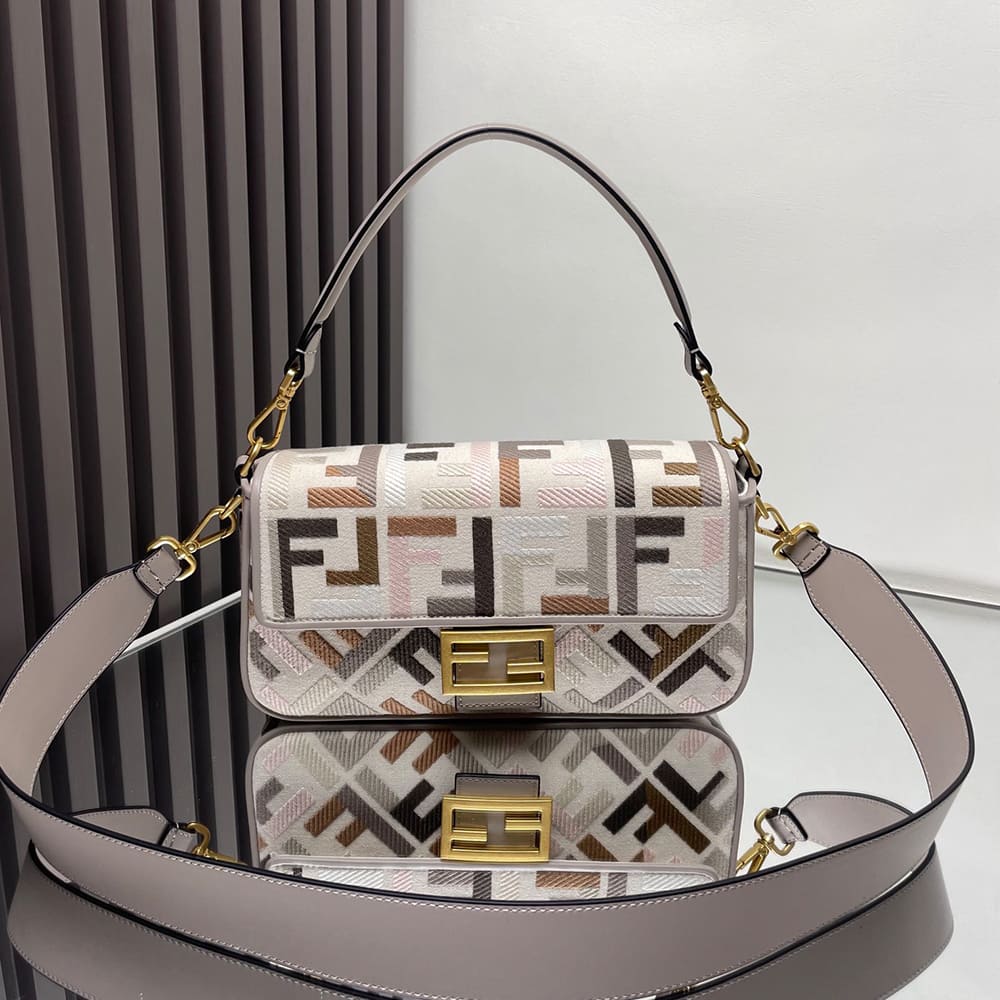 Fendi Baguette
