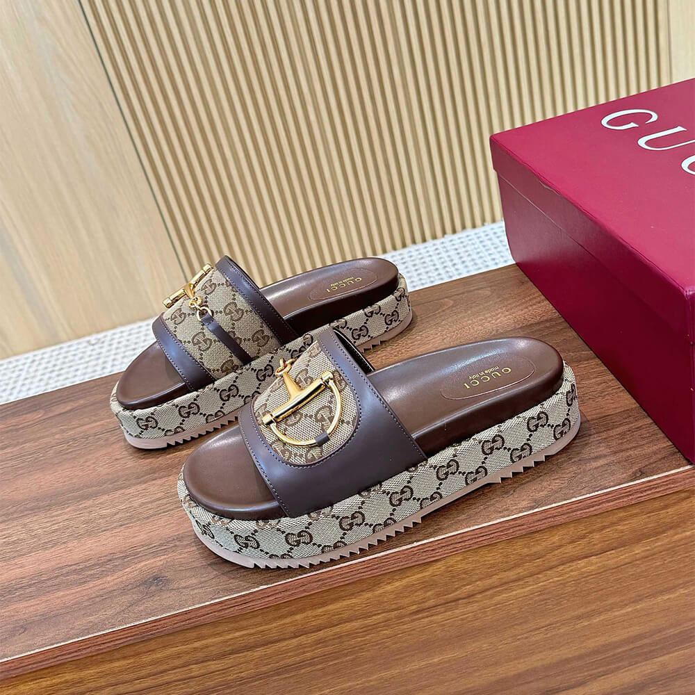 GUCCI Women s platform slide sandal