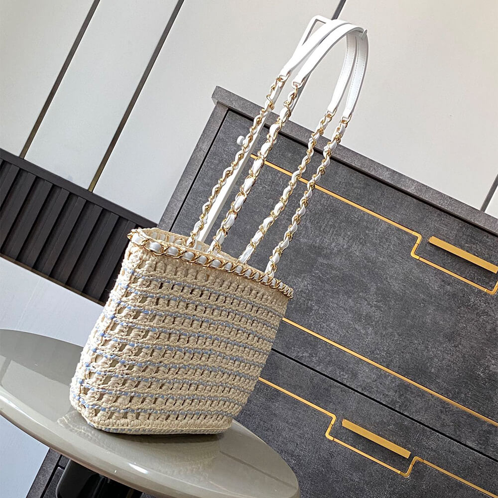 CHANEL Small Shopping Bag(high-end grade)