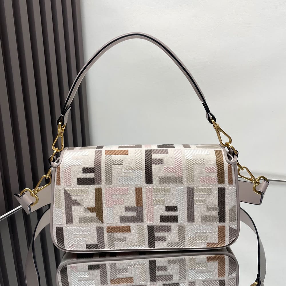 Fendi Baguette