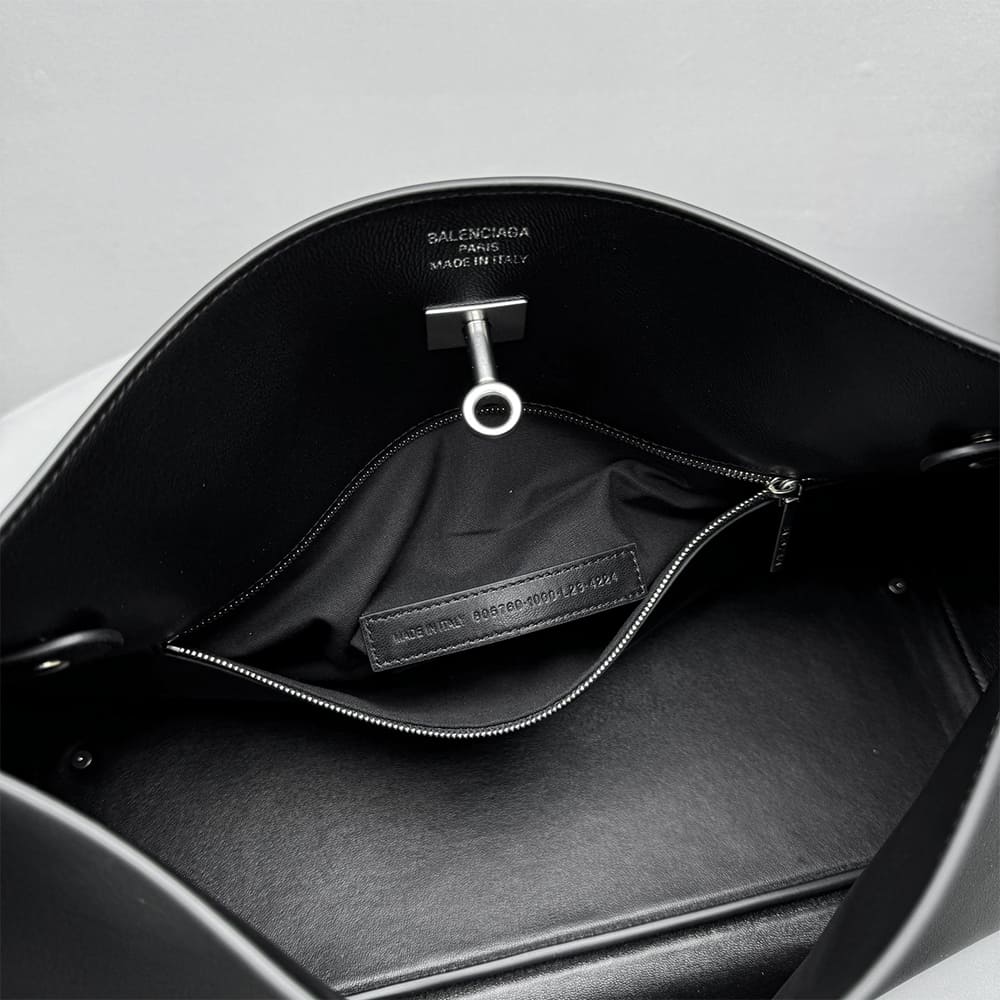 Balenciaga Women s Bel Air Shoulder Bag Medium(HIGH-END GRADE)