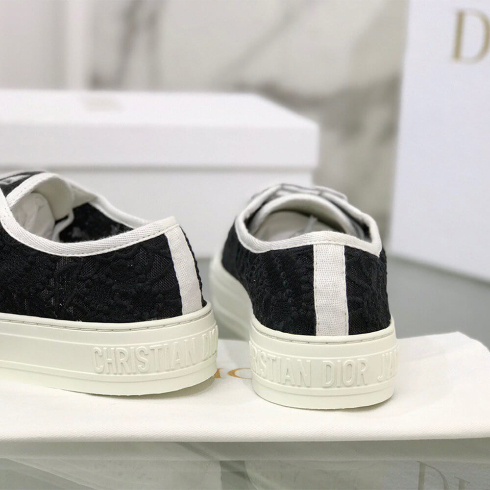 WALK N DIOR SNEAKER