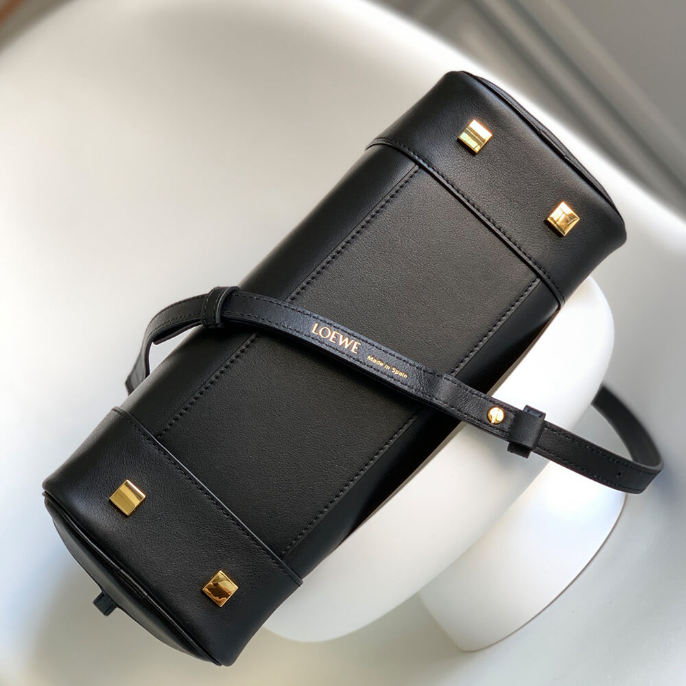 LOEWE Amazona 28 bag in nappa calfskin(TAX-FREE GRADE)